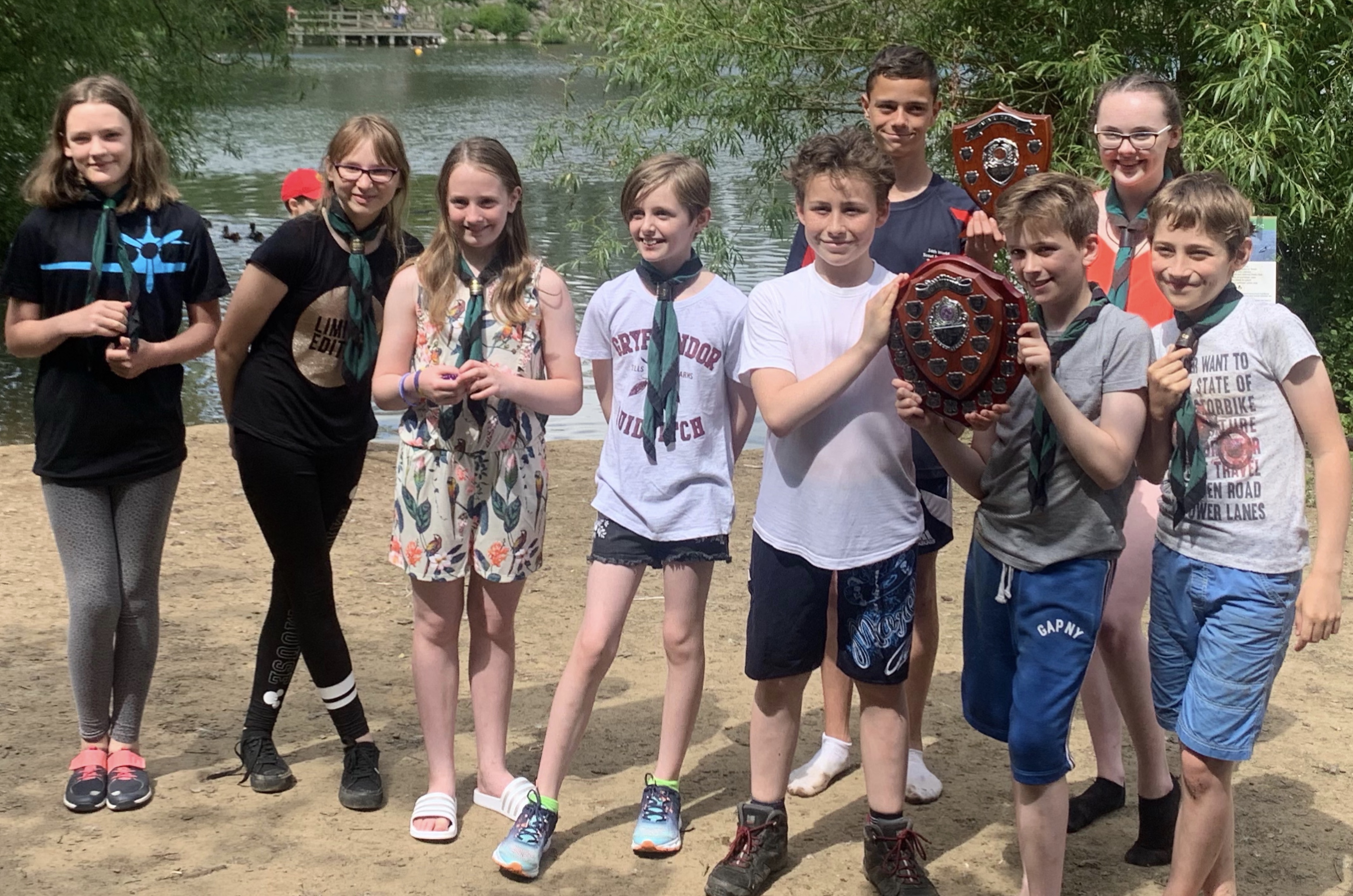 BRAUNSTON SCOUTS WIN RAFT RACE FOR RECORD 5TH TIME!